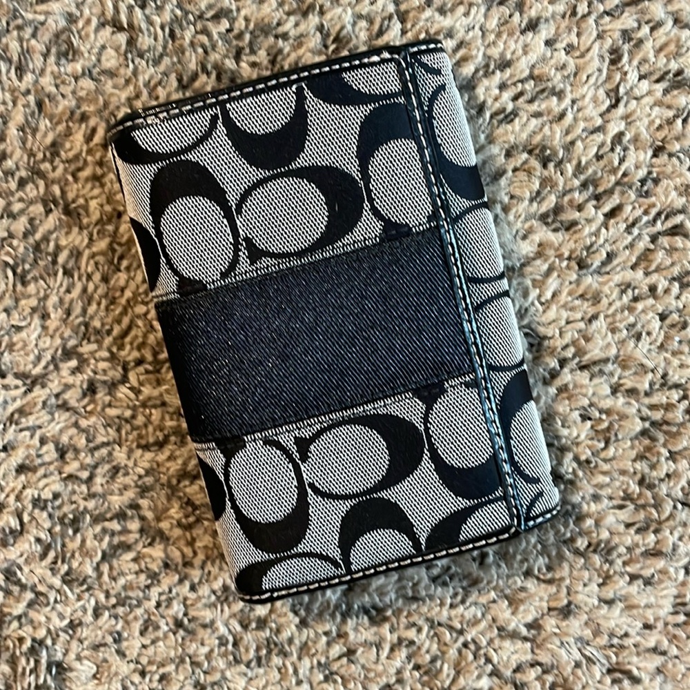 BRAND NEW coach wallet